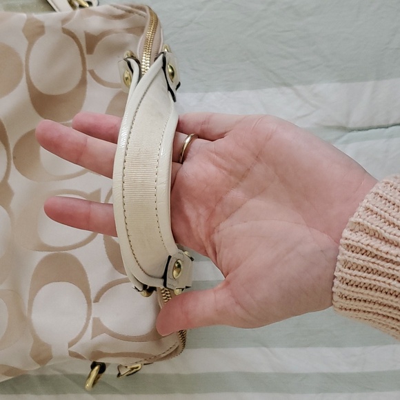 Coach Champagne Arm/Crossbody Purse - Picture 4 of 16